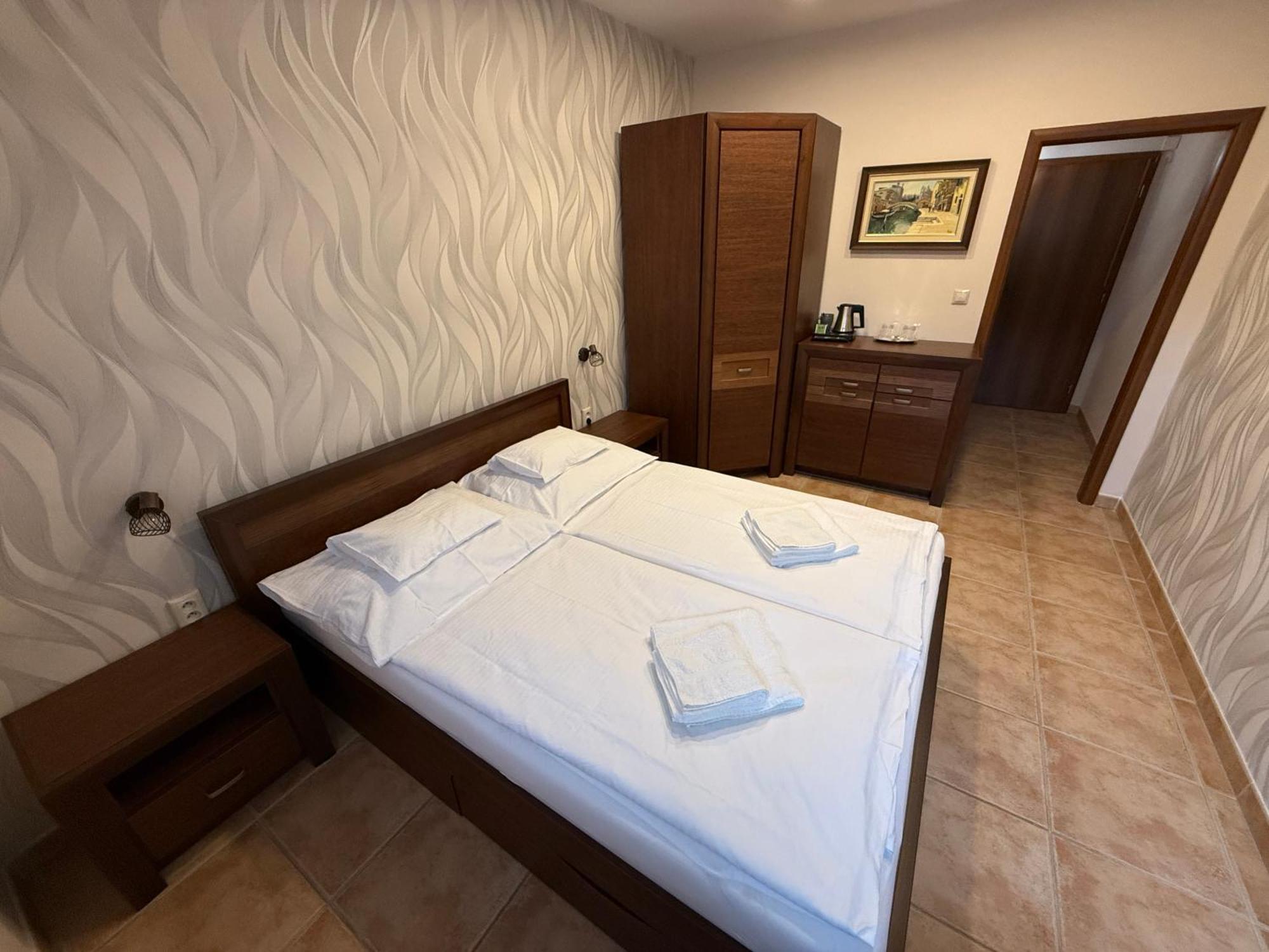 Spa & Wellness Hotel Orchidea Velky Meder Exterior photo